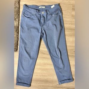 Levi’s capri jeans